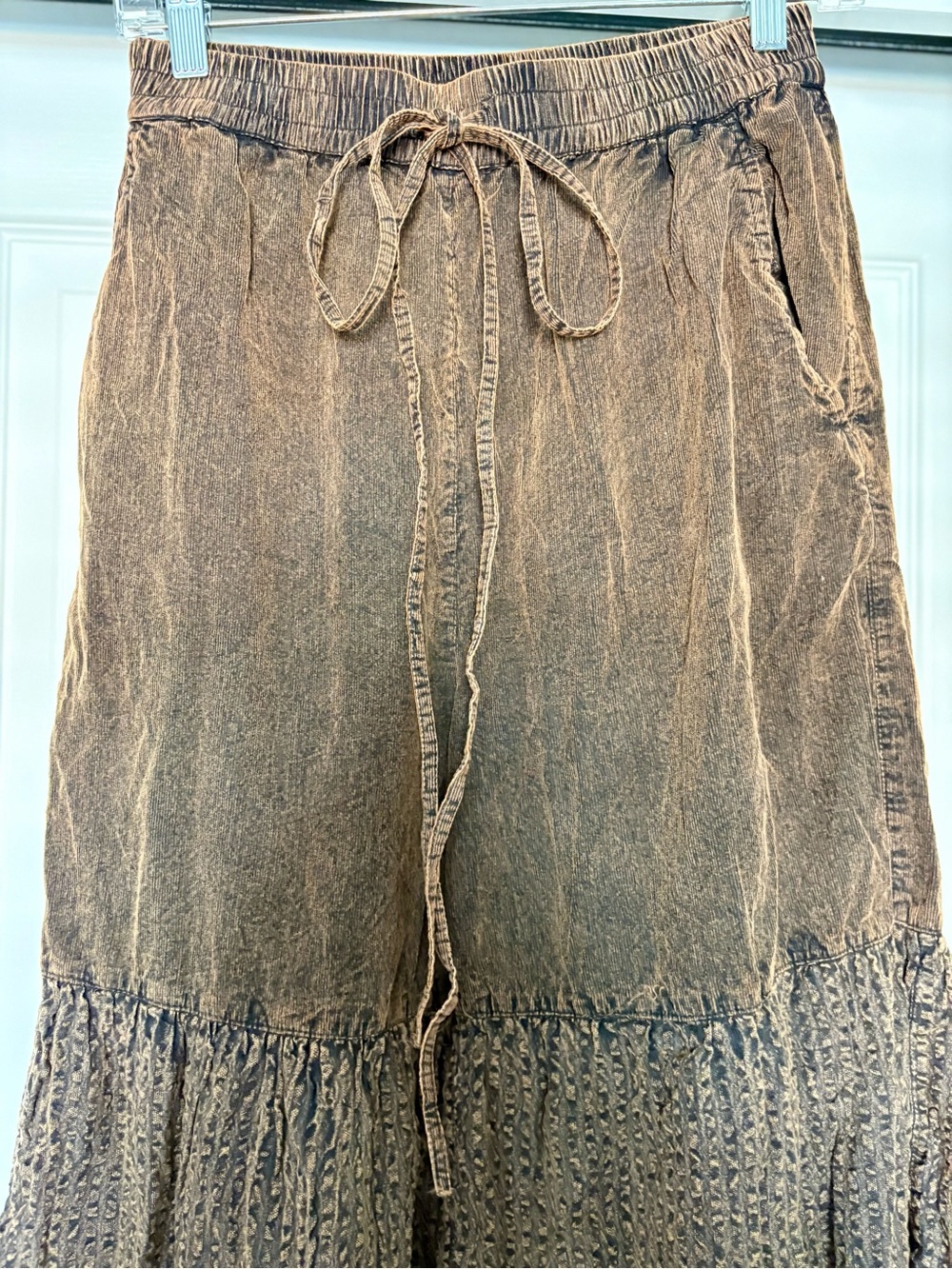 Young Threads NWT Boho Chic Tiered Patch Inserted Corduroy Mocha Wide Leg Pants - Picture 15 of 17